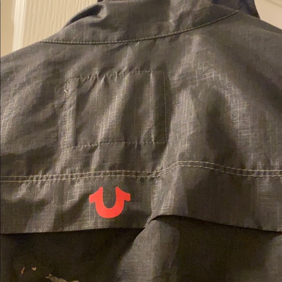 True Religion - Picture 4 of 4